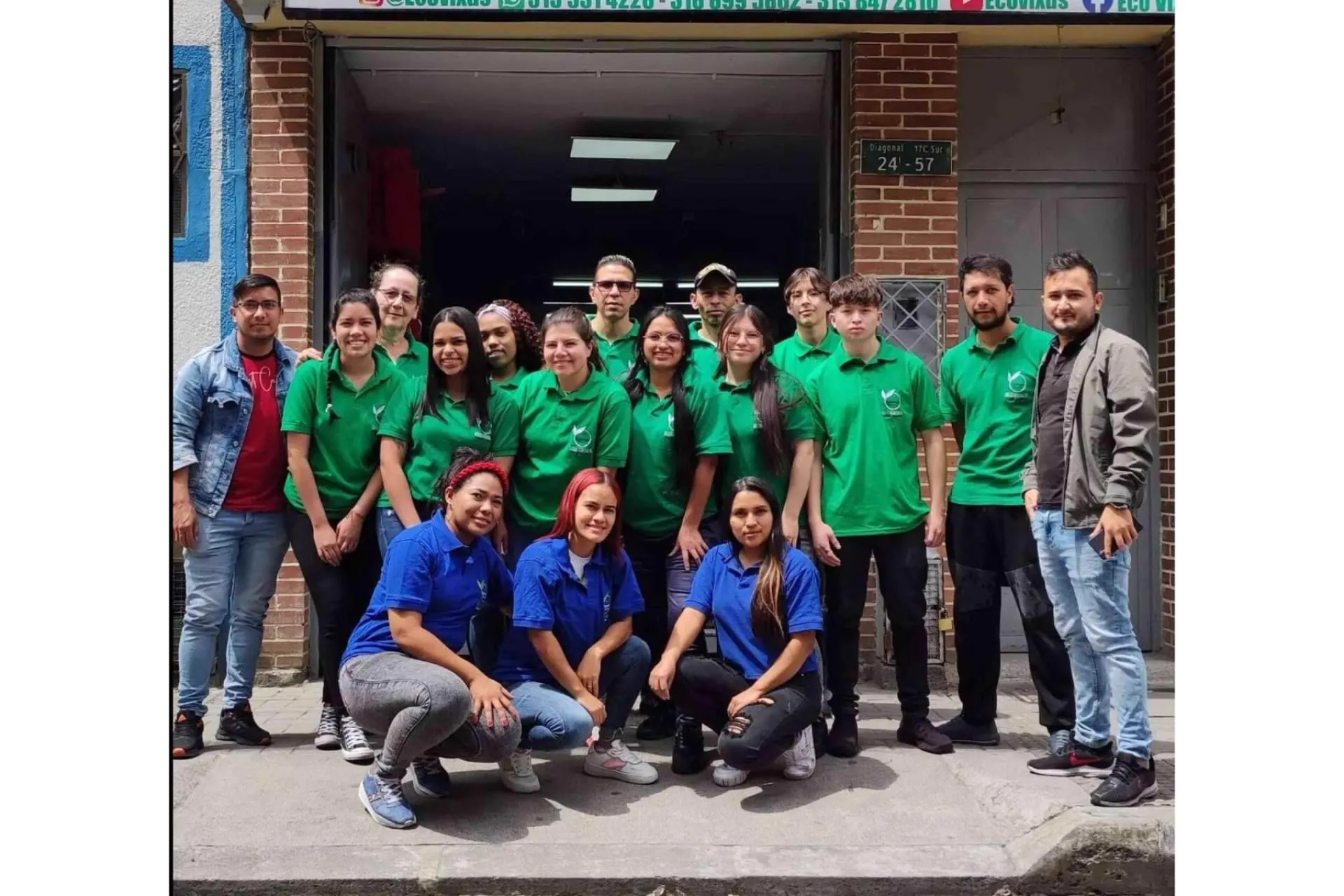 Bolsas ecológicas con la joven empresa en crecimiento Ecovixus